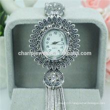 New Design Elegant Luxury Quartz Alloy Wrist Watches For Women B026